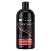 Iceland  TRESemme Colour Revitalise Shampoo 900 ml