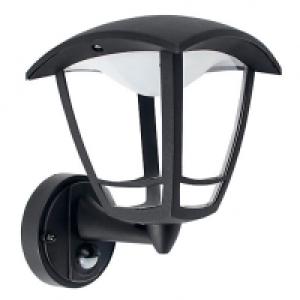 Wickes  Luceco Exterior Led PIR Coach Lantern 640 Lumens 8W IP44