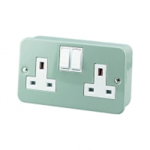 Wickes Metal Clad Switched Socket 2 Gang £7.00