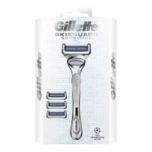 Wilko  Gillette Skinguard Sensitive Razor + 3 Blades
