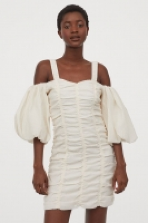 Cold shoulder dress £20.00