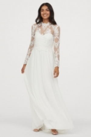Lace wedding dress £100.00