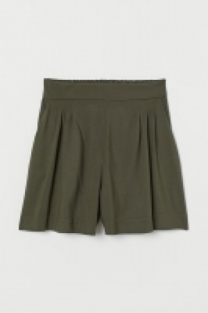 Wide shorts £4.00
