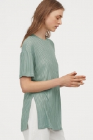 Rib-knit top £4.00