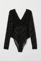 HM  Long-sleeved lace body