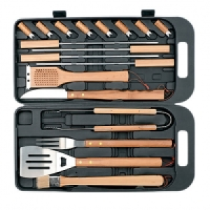 Wickes  Landmann 18 Piece Bamboo Steel Tool Set in Case