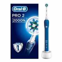 Wilko  Oral-B Pro 2 2000 Cross Action Electric Rechargeable Toothbr