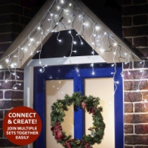 300 LED White Outdoor Animated Icicle Extendable Light Mains £19.99
