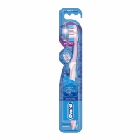 Wilko  Oral-B 3D White Brilliance 40 Medium Manual Toothbrush