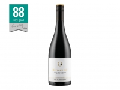 Lidl  Outlook Bay Pinot Noir Otago