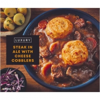 Iceland  Iceland Luxury Steak in Ale with Cheese Cobblers 450g