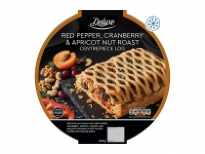 Deluxe Festive Pastry Centrepiece