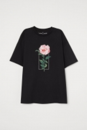 Printed T-shirt £6.00
