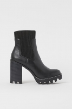 Ankle boots £15.00
