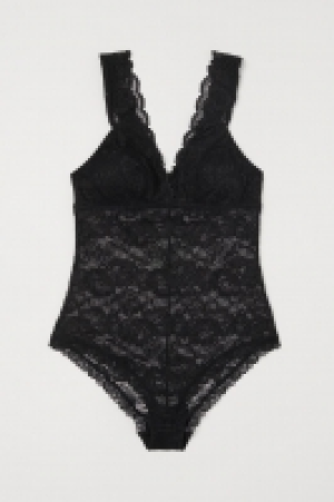 HM  Lace body