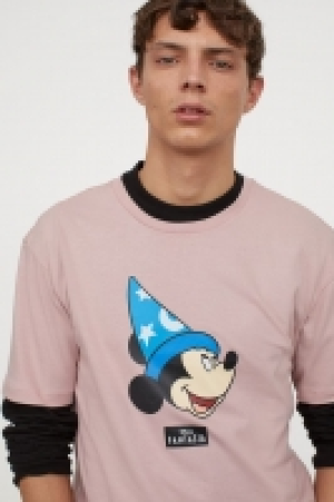 Printed T-shirt £5.00