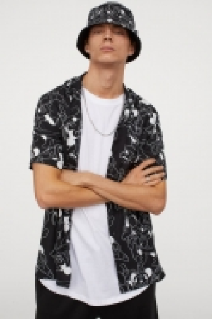 Patterned shirt £7.00