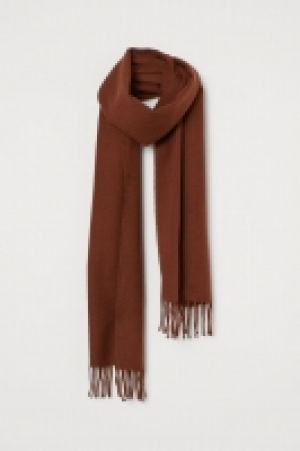 Woven scarf £9.99