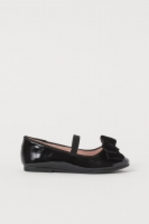 Ballet pumps £9.99