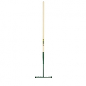 Wickes  Bulldog Tarmac Rake with Ash Handle - 1219mm
