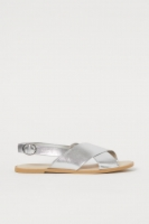 Sandals £7.00