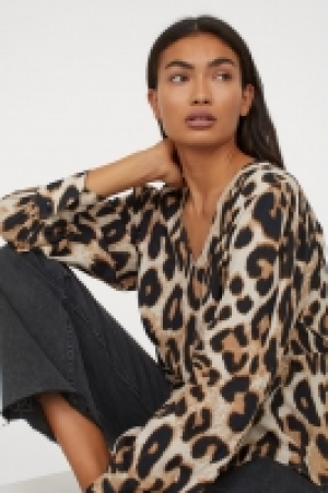 Crêpe blouse £8.00