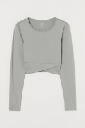 Cropped sports top £8.00