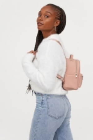Fluffy jumper £7.00