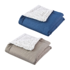 Aldi  Luxury Pet Blanket/Mat