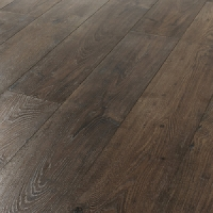 Wickes Formosa Antique Chestnut Laminate Flooring - 1.73m2 P £22.49