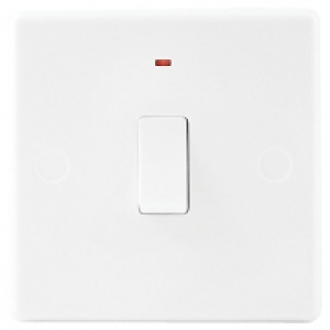 Wickes 20A Control Switch Slimline White £3.80