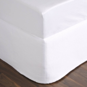 White Christobel Quilted Valance £27.50