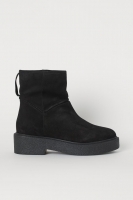HM  Pile-lined ankle boots