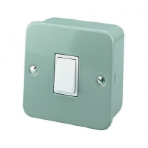 Wickes Metal Clad Switch 1 Gang 2 Way
