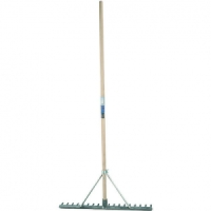 Wickes Professional Builders Landscaping Rake - 1500mm £23.00