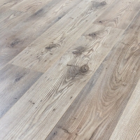 Wickes  Kronospan Rushmore Chestnut Laminate Flooring - 1.73m2 Pack