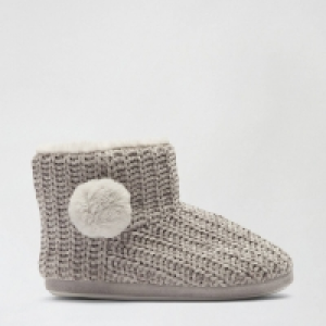 Grey Chenille Pom Boots £6.00