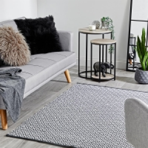 HomeBargains  Loft Range Diamond Pattern Woven Rug 120 x 170cm