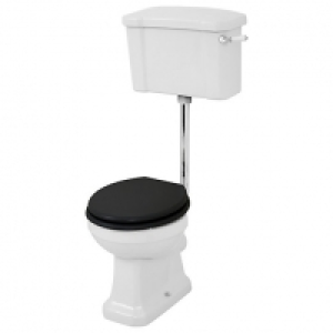 Wickes Oxford Traditional Low Level Toilet Pan, Cistern & Bl £310.00