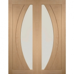 XL Joinery Salerno Glazed Oak Patterned Internal Door Pair - £430.00
