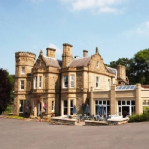 Buyagift Two Night Break with Dinner Gift Experience for Two, Deluxe
