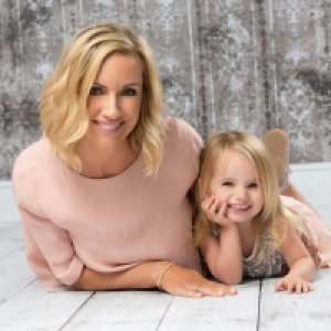 Buyagift Mother and Daughter Makeover Photo Shoot Gift Experience Wit
