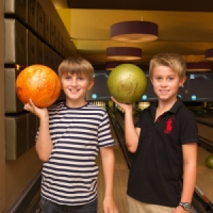 Buyagift Family Days Out Gift Experience for Four - Over 385 Location