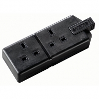 Wickes  Masterplug 13A Twin Rewireable Trailing Socket - Black