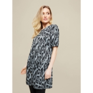 Dorothy Perkins Grey Leopard Print Tunic Top