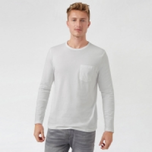 Burton White Long Sleeved Organic Pocket T-Shirt