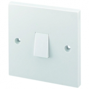 Wickes 10 Amp 1 Gang 2 Way Light Switch - White £0.89