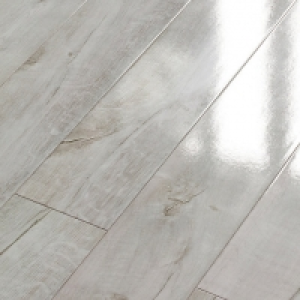 Wickes Chenai Light Grey High Gloss Laminate Flooring - 2.19 £30.66