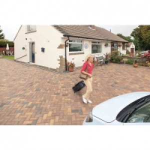 Wickes  Marshalls Driveline 50 Smooth Driveway Block Paving - Burnt 