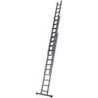 Wickes  Werner Professional 9.18m 3 Section Aluminium Extension Ladd